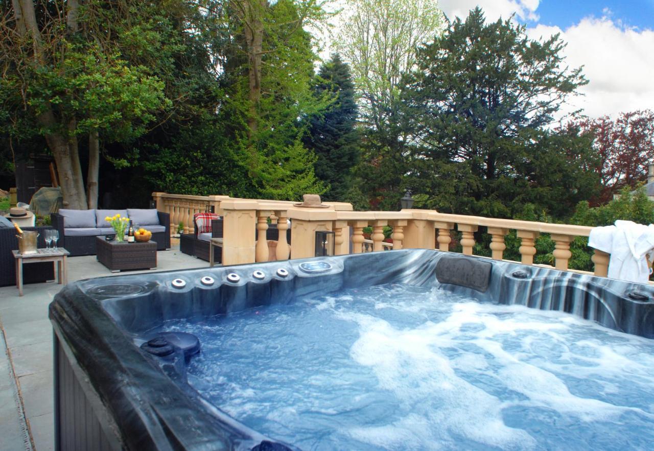 The School Rooms Estate Beautiful, Georgian Apartments With Private Heated Pool And Hot Tub Wifi And Parking Near Bath Box  Bagian luar foto
